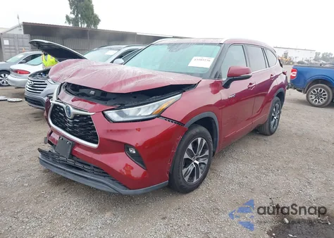 2020 Toyota Highlander Hybrid Xle z USA, uszkodzony, nr VIN 5TDHARAH1LS503241